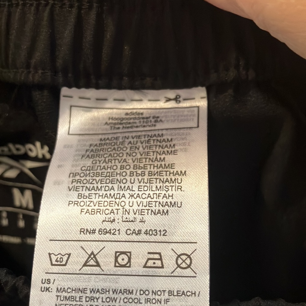 FINAL MARKDOWN Reebok slacks medium nwt - Picture 5 of 7